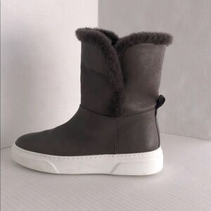M.GEMI Sofia Shearling Leather Sneaker Boots Made in Italy US size 8. EU 38.5